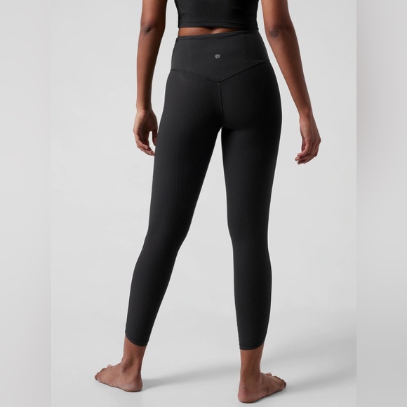 ATHLETA Elation Crossover Rib 7/8 Tight, Black size M - Picture 2 of 6